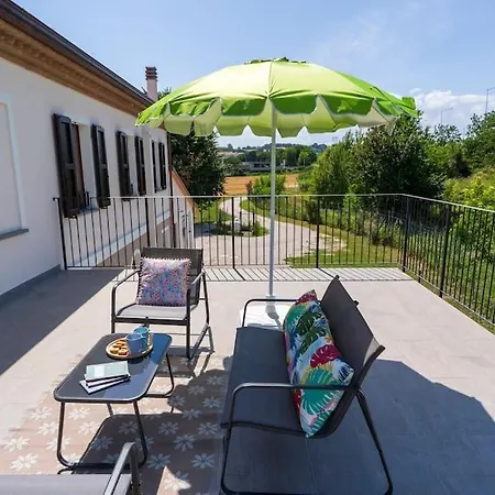 شقة Casale Passalacqua Pesaro By Yohome *