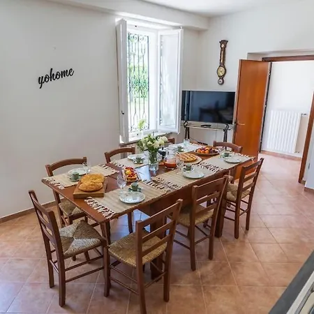 Casale Passalacqua Pesaro By Yohome * La Torraccia